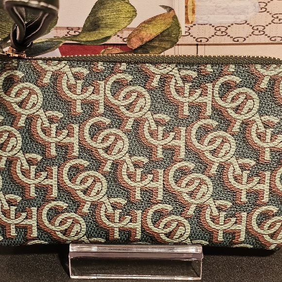 Coach Leather Corner Zip Wristlet